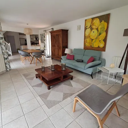 Villa Au Calme, Jardin, Piscine, Jacuzzi