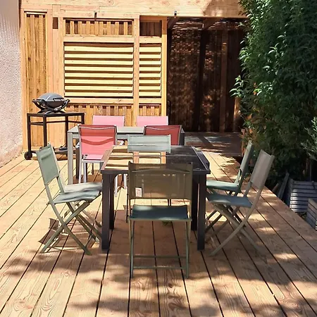 Au Calme, Jardin, Piscine, Jacuzzi *