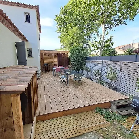 Au Calme, Jardin, Piscine, Jacuzzi Villa Saussan