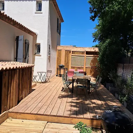 Villa Au Calme, Jardin, Piscine, Jacuzzi Saussan
