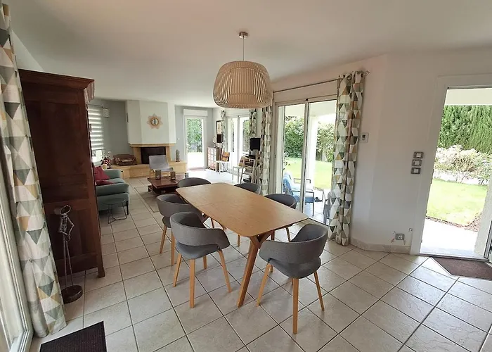 Villa Au Calme, Jardin, Piscine, Jacuzzi *